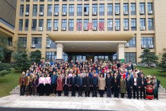 熱烈慶祝，12月15日，強壽集團董事長李浪輝因壯醫(yī)藥研究治療領(lǐng)域取得的成績